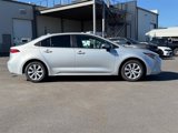 Used 2022 Toyota Corolla LE image 2