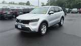 Used 2021 Kia Sorento LX image 4