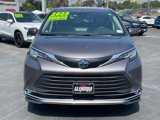 Used 2023 Toyota Sienna XLE image 2