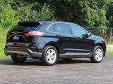 Used 2020 Ford Edge SEL w/ Convenience Package image 3