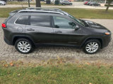 Used 2016 Jeep Cherokee Limited image 6