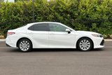 Used 2018 Toyota Camry LE image 3