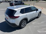 Used 2023 Nissan Rogue SV image 5