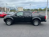 Used 2020 Nissan Frontier SV image 2