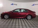 Used 2018 Toyota Camry XLE image 2