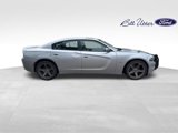 Used 2018 Dodge Charger R/T image 2
