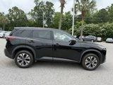 Used 2023 Nissan Rogue SV image 2