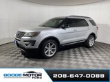 Used 2017 Ford Explorer XLT w/ Equipment Group 202A image 4
