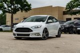 Used 2017 Ford Focus ST image 2