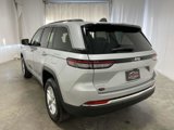 New 2025 Jeep Grand Cherokee Laredo X w/ Luxury Tech Group I image 4