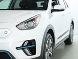 Used 2022 Kia Niro EX image 4