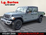 New 2025 Jeep Gladiator Sport image 2