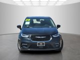 Used 2023 Chrysler Pacifica Touring-L image 2