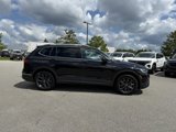 Used 2023 Volkswagen Tiguan SE image 2