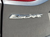 Used 2016 Ford Escape SE w/ Equipment Group 201A image 4