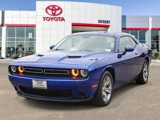 Used 2022 Dodge Challenger SXT image 3