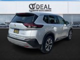 Used 2022 Nissan Rogue SV image 5