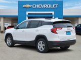 New 2024 GMC Terrain SLE w/ Driver Convenience Package image 4