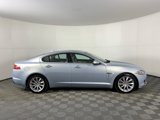 Used 2014 Jaguar XF image 2