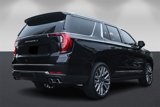 Used 2025 GMC Yukon Denali Ultimate image 3