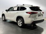 Used 2023 Toyota Highlander LE image 5