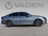 Used 2019 Volkswagen Jetta SEL w/ Cold Weather Package image 2