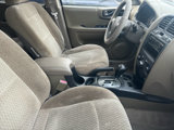 Used 2004 Hyundai Santa Fe 2WD image 3