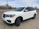 Used 2018 Nissan Pathfinder SV image 3