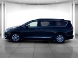 Used 2017 Chrysler Pacifica Touring-L image 4