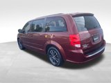 Used 2017 Dodge Grand Caravan GT image 3
