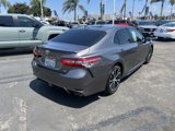 Used 2019 Toyota Camry SE image 3