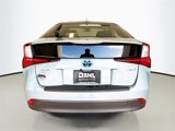 Used 2022 Toyota Prius LE image 6