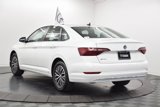Used 2021 Volkswagen Jetta SE w/ SE Cold Weather Package image 4