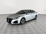 Used 2023 Nissan Altima 2.5 SV image 6