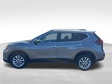 Used 2017 Nissan Rogue SV image 5