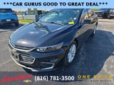 Used 2017 Chevrolet Malibu LT w/ Leather Package image 3