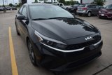 Used 2023 Kia Forte LXS w/ LXS Technology Package image 2