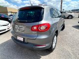 Used 2011 Volkswagen Tiguan S image 5