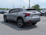 New 2025 Chevrolet Trax RS w/ Sunroof Package image 3