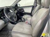 Used 2014 Toyota RAV4 EV image 3