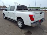 Used 2018 Nissan Titan SV image 3