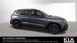 Used 2022 Volkswagen Taos S image 2