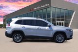Used 2019 Jeep Cherokee Latitude Plus w/ Comfort/Convenience Group image 4