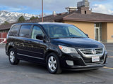 Used 2011 Volkswagen Routan SE image 3