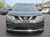 Used 2014 Nissan Rogue SV image 2