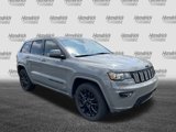 Used 2021 Jeep Grand Cherokee Laredo X image 2