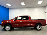 Used 2018 Nissan Titan SV w/ SV Convenience Package image 4
