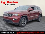 Used 2019 Jeep Grand Cherokee Laredo w/ Laredo X Package image 3