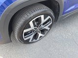 Certified 2022 Volkswagen Taos SEL image 2
