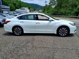 Used 2017 Nissan Altima 2.5 SV w/ Convenience Package image 3